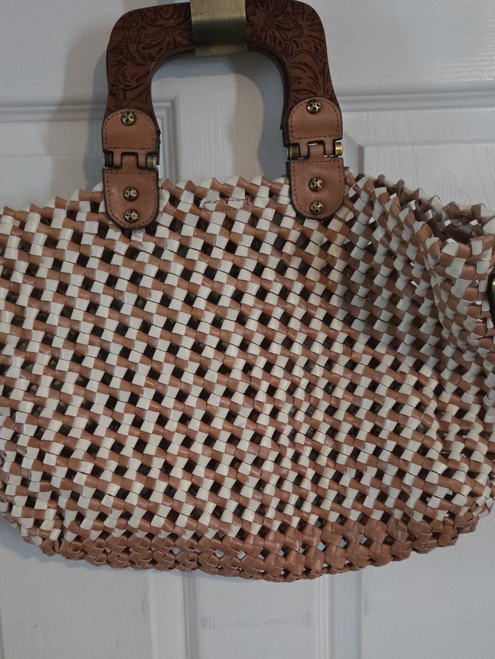 Patrucia Nash Tan and White Women’s Tote Bag